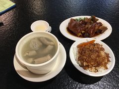 -胡须张鲁肉饭(美食文化馆店)