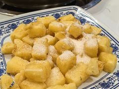 炸本地土豆糍粑-乡土特色.冷锅鱼.牦牛肉汤锅