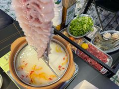 -楼上大排档·顺德菜·粥水·鱼生(苗栗路店)