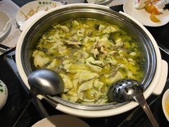 -严厨老坛酸菜鱼(吴江万宝店)