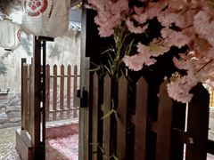 -荒岛实景沉浸密室(江汉路1店)