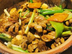 啫啫生肠-八府香鸭·啫啫煲(华山路店)