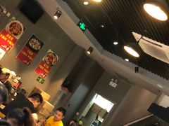大堂-范贤光鸡公煲(平乐园总店)