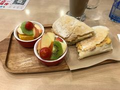 金枪鱼帕尼尼-必胜客(唐延店)