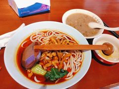 -秤砣砣·湖南粉面馆(青年路店)