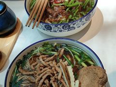 -镇南锅盖面馆(解放路店)