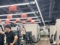 -乐刻运动健身(同曦假日百货店)