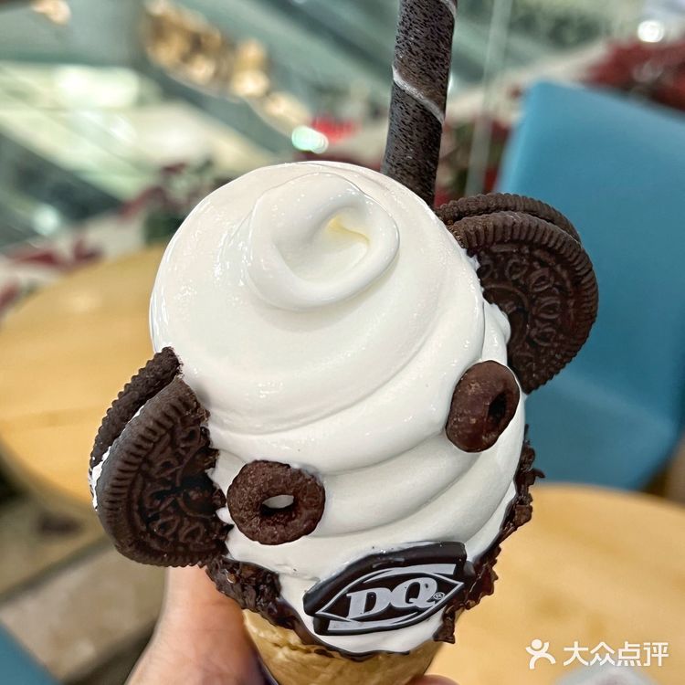 DQ冰淇淋｜🍫巧克力布朗尼暴风雪少甜更好吃[调皮]