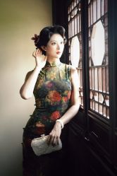 -一揽芳华汉服旗袍体验馆(拙政园店)
