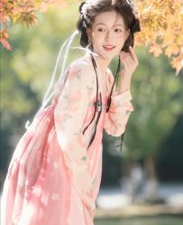 -盘子女人坊古装写真摄影(厦门总店)