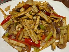 野笋炒腊肉-漁耕小厨农家院(武当山店)