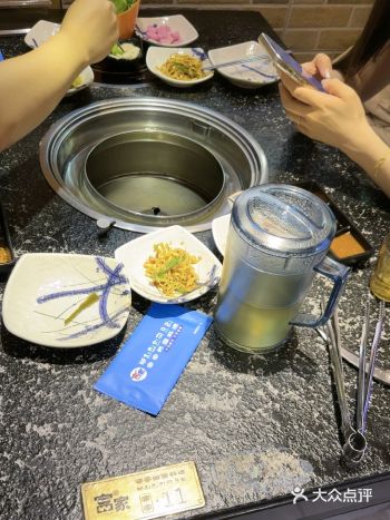 发现了一家非常正宗的韩式韩国烤肉，水果嫩肉，绿色健康