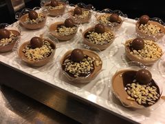 -岷山饭店-芝芝自助餐厅