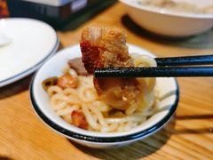 -牛八宝桂林米粉(八里庄店)