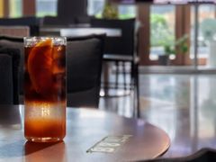 葡萄柚冰萃咖啡-sugarman espresso素饮糖人高新咖啡工厂