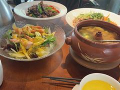 -怡得饭庄·30年老店·宋大妈昆明菜