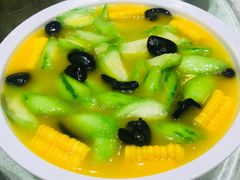 上汤丝瓜黑木耳-顺风海鲜港(金玉兰店)