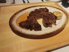 -Mogul Eatery·大亨餐酒馆