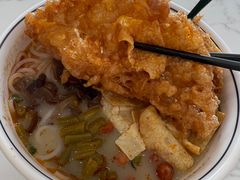 -弘束束柳州深巷螺蛳粉(珠江路店)