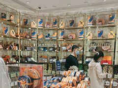 -VENCHI 闻绮(北京国贸商城店)