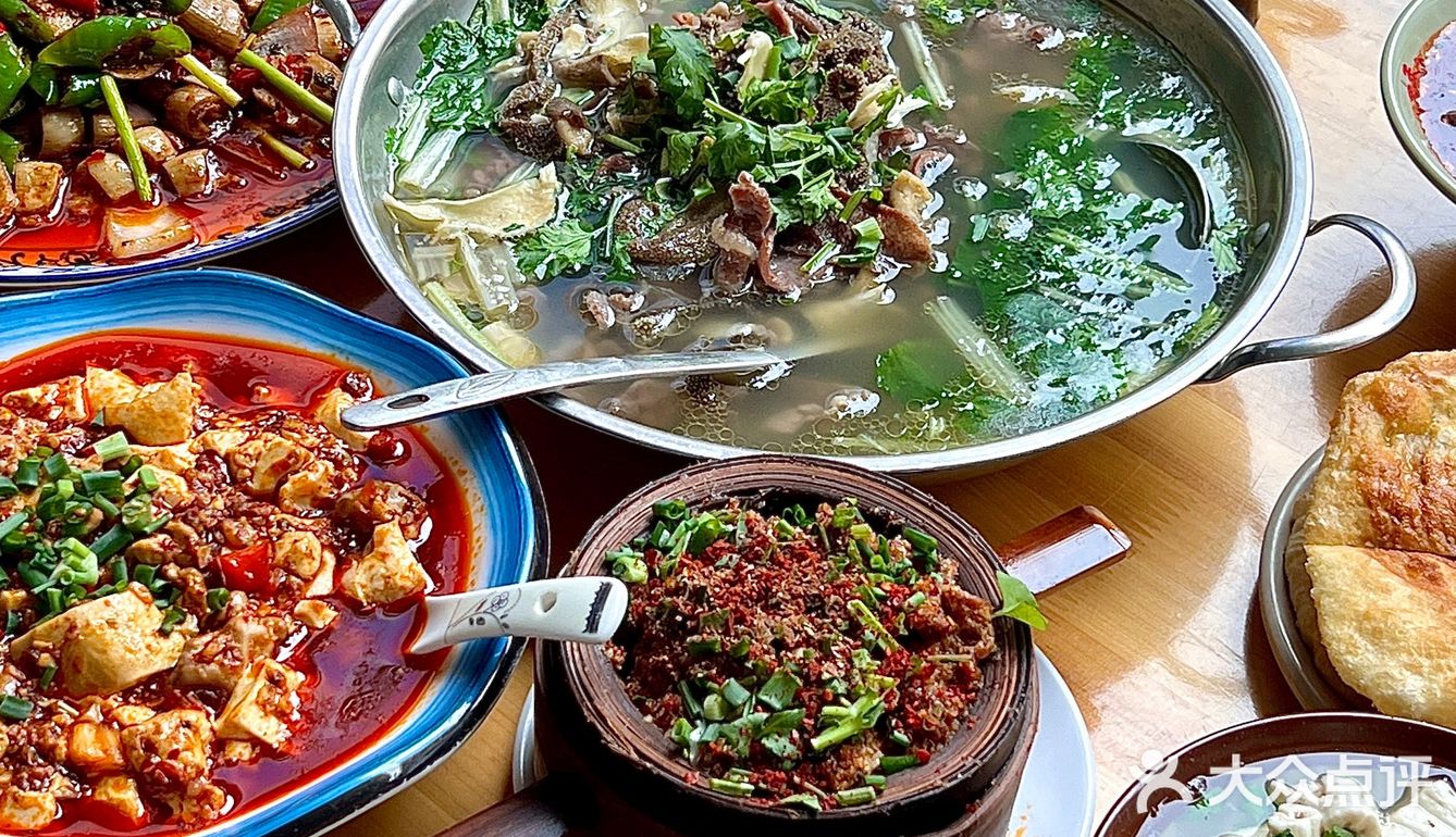 人生建议：来乐山1⃣️定要吃这家跷脚牛肉
