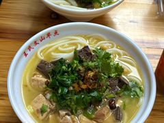 -文山荷鲜居(翠湖店)
