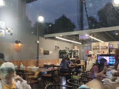 -老谭虾王蟹皇·龙虾·烧烤(蝴蝶湾店)