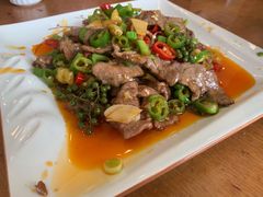 -石磨豆花家常菜·牦牛排土火锅