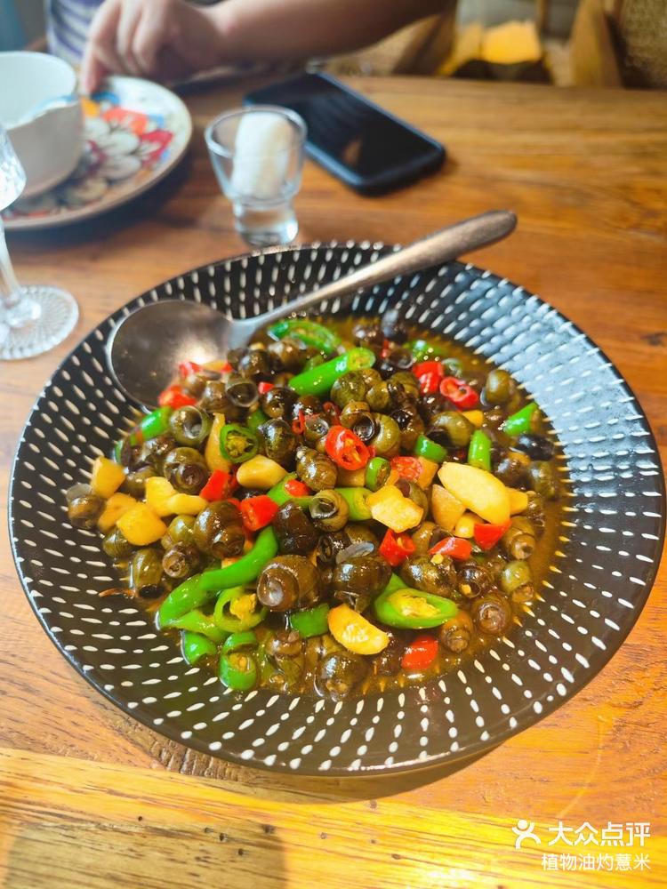 最喜欢的就是这一家的螺丝,非常的好吃