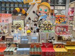 -泡泡玛特POPMART(杭州乐堤港店)