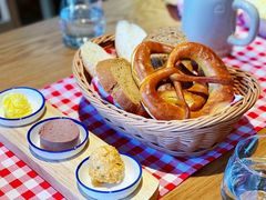 餐前面包-Paulaner·德国帕拉娜自酿啤酒餐厅(海上世界店)