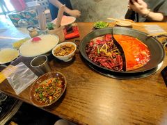 -萍姐火锅·公路夜市(武汉首店)