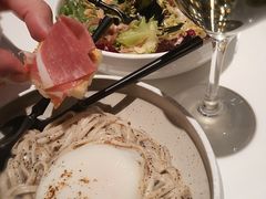 -wineapp葡萄酒餐吧(外滩金融中心店)