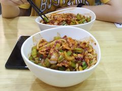 鸡肉炒米粉-西粉堂新疆米粉(朝外店)