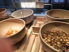 -山焱·炭火自助烤肉(周浦万达店)
