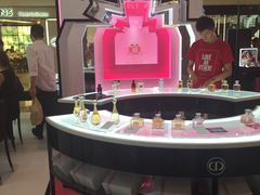 -DIOR迪奥(德基广场女装店)