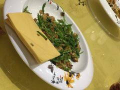 -鹊华居·地道鲁菜·海鲜·融合味(大明湖店)