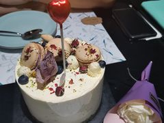 -小苍兰风铃草·礼物蛋糕(沈阳店)