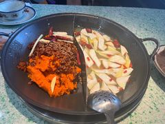 -鸿姐老火锅(疁城新天地店)
