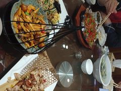 -东来菜馆•手抓海鲜家常菜•海鲜锅贴(鸽子窝店)