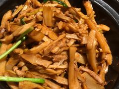 -吕氏疙瘩汤·新鲁菜(济南万象城店)