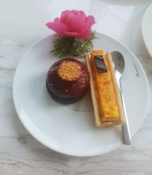 -玥奢国际母婴护理中心(滨江宝龙店)