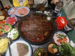 -周小明火锅(黑金冠社区店)