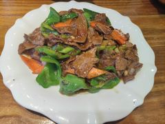 -东北人家铁锅炖(鞍山路店)