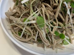 香椿苗拌黑豆腐丝-嘉和一品粥(天秀店)