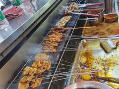 -老街烧烤大排档·地道湖北菜·龙虾馆(汉口火车站店)