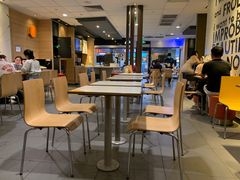 用餐区-麦当劳(世界城广场店)