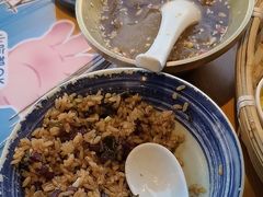 -包整·丝娃娃(一览甲秀楼风景店)