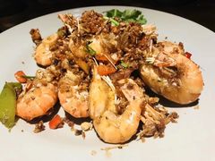 -大头虾越式风味餐厅(光明广场店)