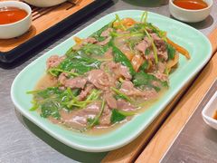 潮界湿炒牛河-潮界(LU·ONE凯德晶萃广场店)